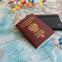 Jak się wyrabia paszport w Polsce - krok po kroku i koszty