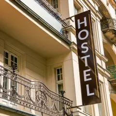 Co to jest hotel? Poznaj kluczowe informacje i rodzaje obiektów hotelowych