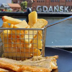 Co zjeść w Gdańsku? Odkryj najlepsze lokalne przysmaki i restauracje