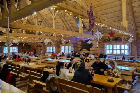 Gdzie zjeść w Karpaczu? Najlepsze restauracje i smaki, które musisz poznać