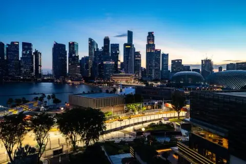 W jakim kraju jest Singapur? Odkryj jego niezależny status i lokalizację