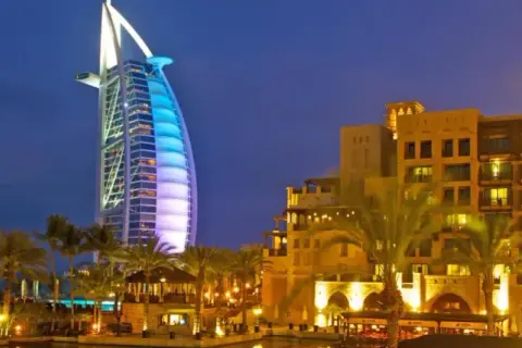 Ile kosztuje hotel w Dubaju? Ceny, które Cię zaskoczą!