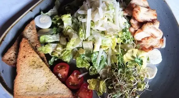 Gdzie zjeść w Uniejowie? Odkryj najlepsze restauracje i potrawy