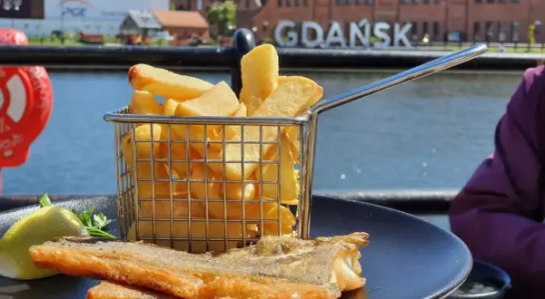 Co zjeść w Gdańsku? Odkryj najlepsze lokalne przysmaki i restauracje