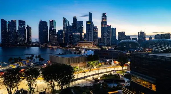 W jakim kraju jest Singapur? Odkryj jego niezależny status i lokalizację