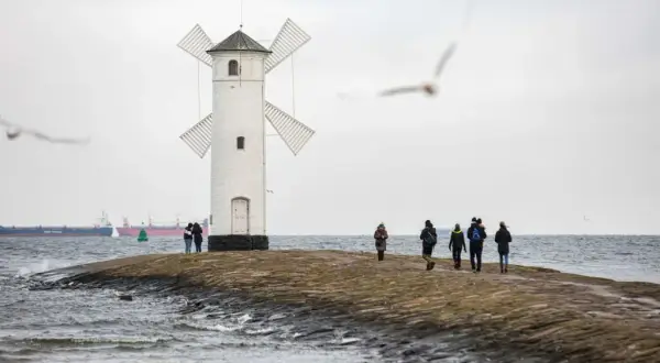 Najlepsze atrakcje na wyspie Uznam, które musisz zobaczyć