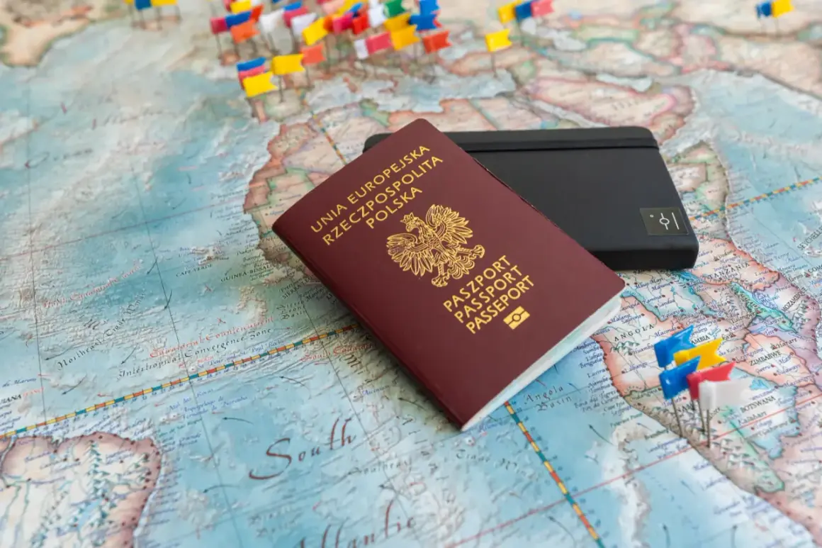 Jak się wyrabia paszport w Polsce - krok po kroku i koszty