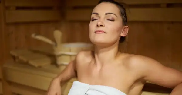 Jak korzystać z sauny w hotelu, aby uniknąć błędów i cieszyć się relaksem